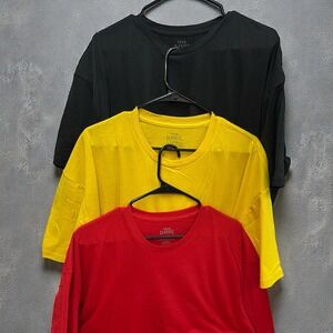 Lot Of 3 True Classic Men's Sz XXL Black Yellow Red Short Sleeve Crew Neck Shirt